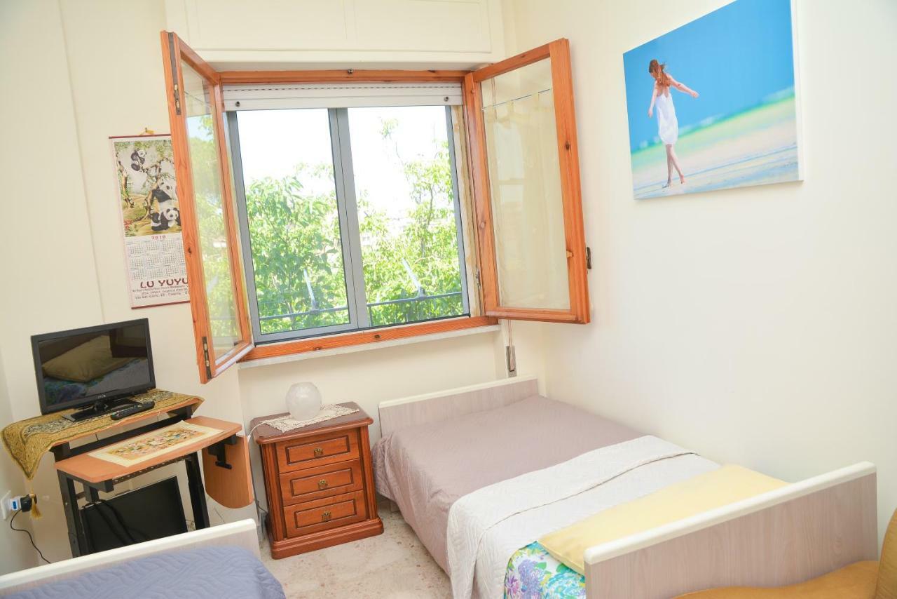 Lian Room B&B Казерта Екстер'єр фото