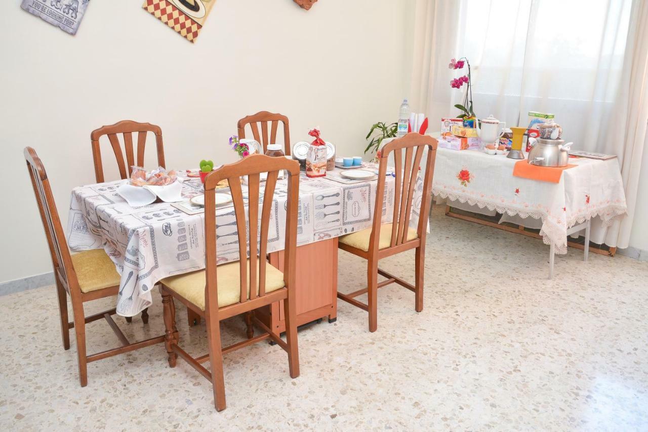 Lian Room B&B Казерта Екстер'єр фото